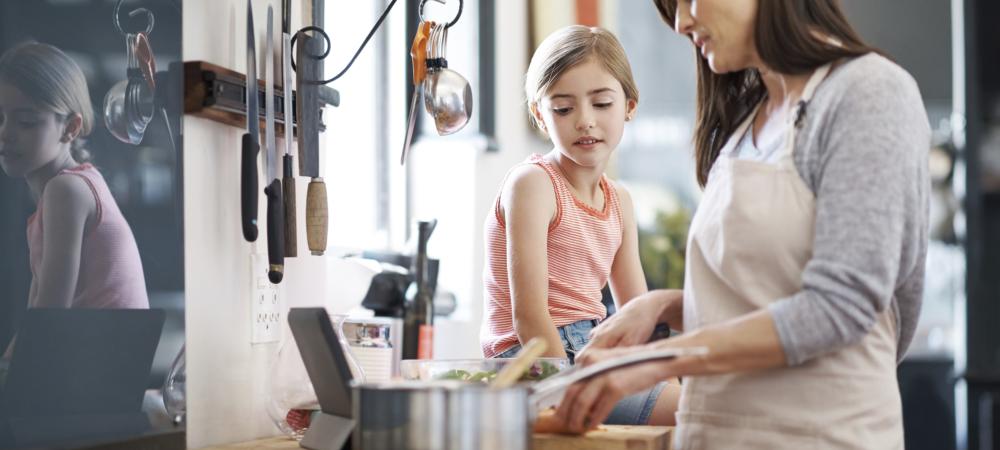 mom-and-daughter-cooking.jpg 